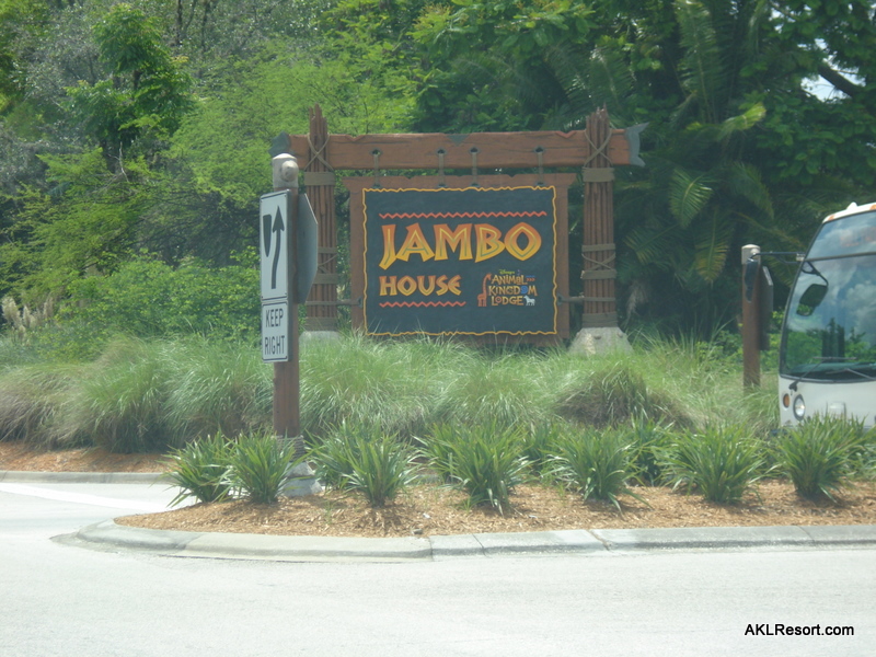 Jambo House vs. Kidani Village | Disney's Animal Kingdom Lodge Fansite